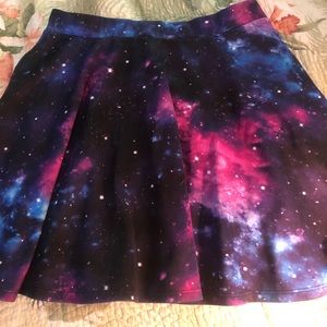 Hot topic skirt